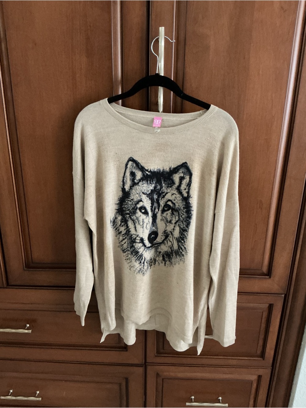 BASLER WOOL & SILK CAMEL SWEATER WITH GRAY WOLF PORTRAIT SZ 16/46 XL
